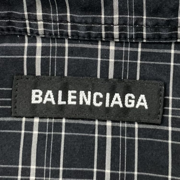 Balenciaga Balenciaga Embroidered Plaid Button Up Shirt Size S Size US S / EU 44-46 / 1 - 3 Thumbnail