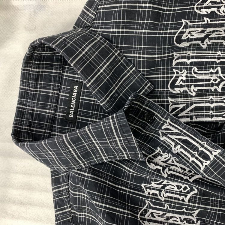 Balenciaga Balenciaga Embroidered Plaid Button Up Shirt Size S Size US S / EU 44-46 / 1 - 8 Thumbnail
