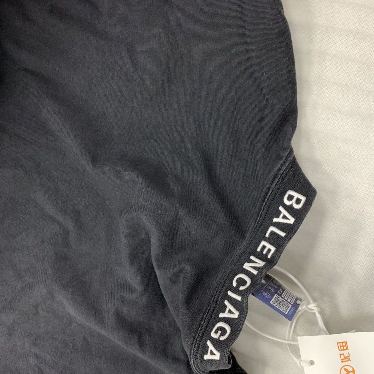 Balenciaga Balenciaga Heart Graphic T-Shirt Size XS Size US XS / EU 42 / 0 - 8 Thumbnail