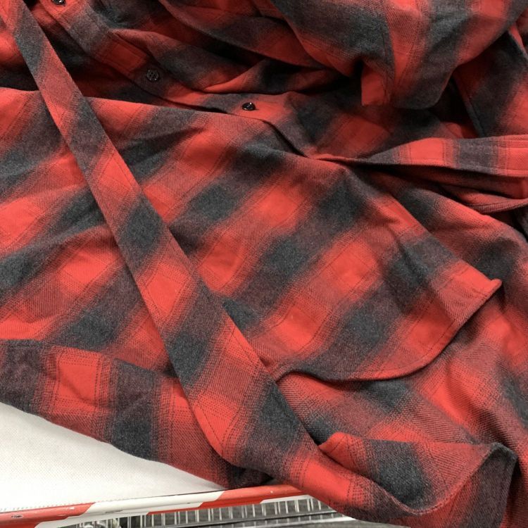 Balenciaga Balenciaga Red Plaid Button Up Shirt Size 38 Size S / US 4 / IT 40 - 9 Thumbnail