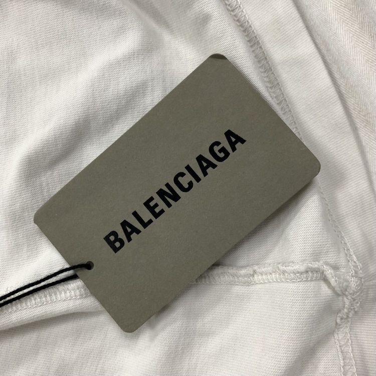 Balenciaga Balenciaga Logo T-Shirt Size S Size US S / EU 44-46 / 1 - 8 Thumbnail