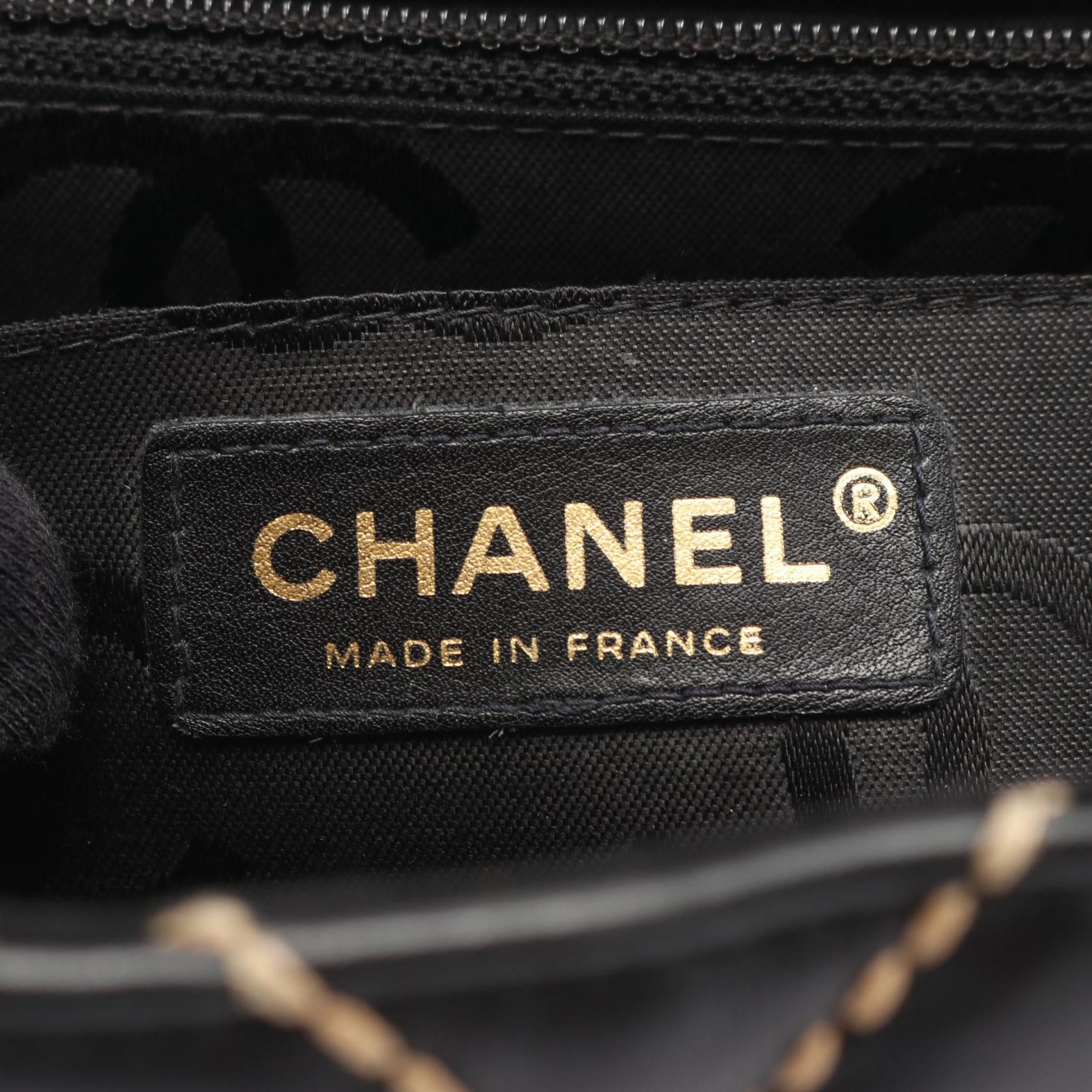 Chanel Chanel Chanel Wild Stitch Leather Handbag Leather Handbag DUTY FREE for USA Size ONE SIZE - 4 Thumbnail
