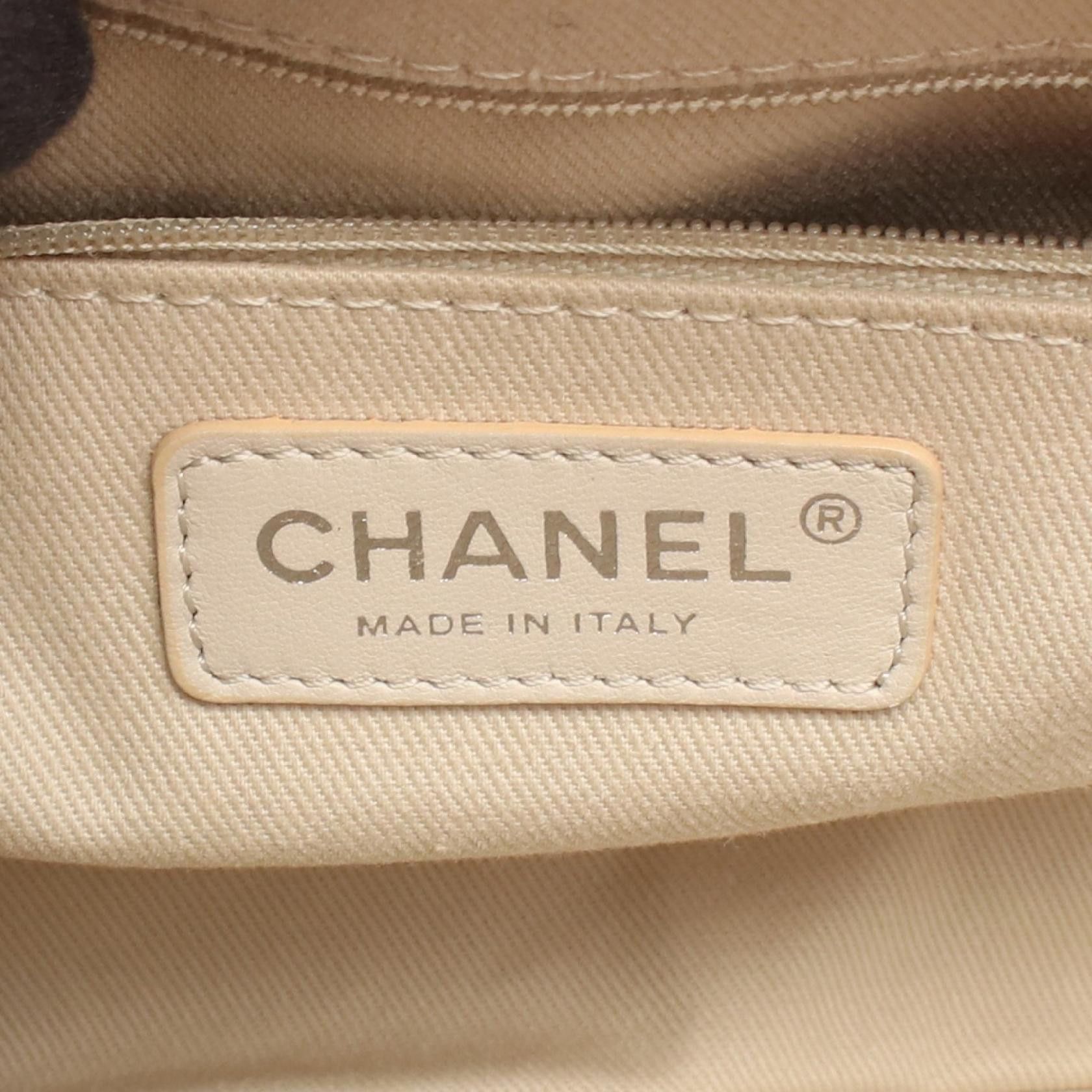 Chanel Chanel Chanel Matelasse Caviar Tote Bag Leather Tote Bag DUTY FREE for USA Size ONE SIZE - 4 Thumbnail