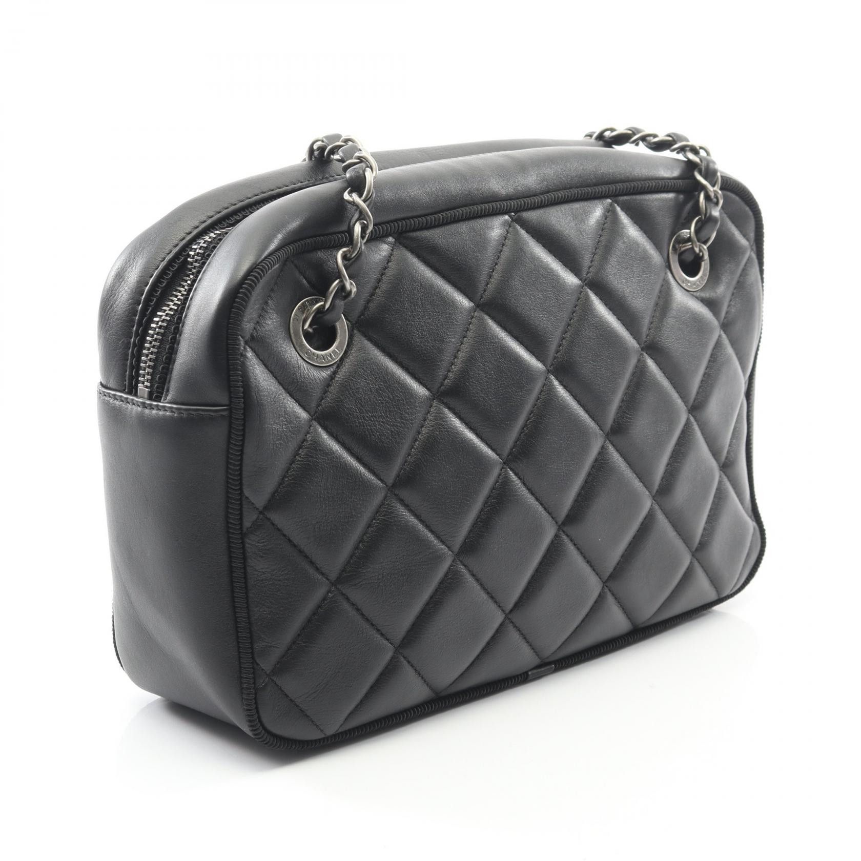 Chanel Chanel Chanel Matelasse Lambskin Shoulder Bag Leather Shoulder Bag DUTY FREE for USA Size ONE SIZE - 2 Thumbnail
