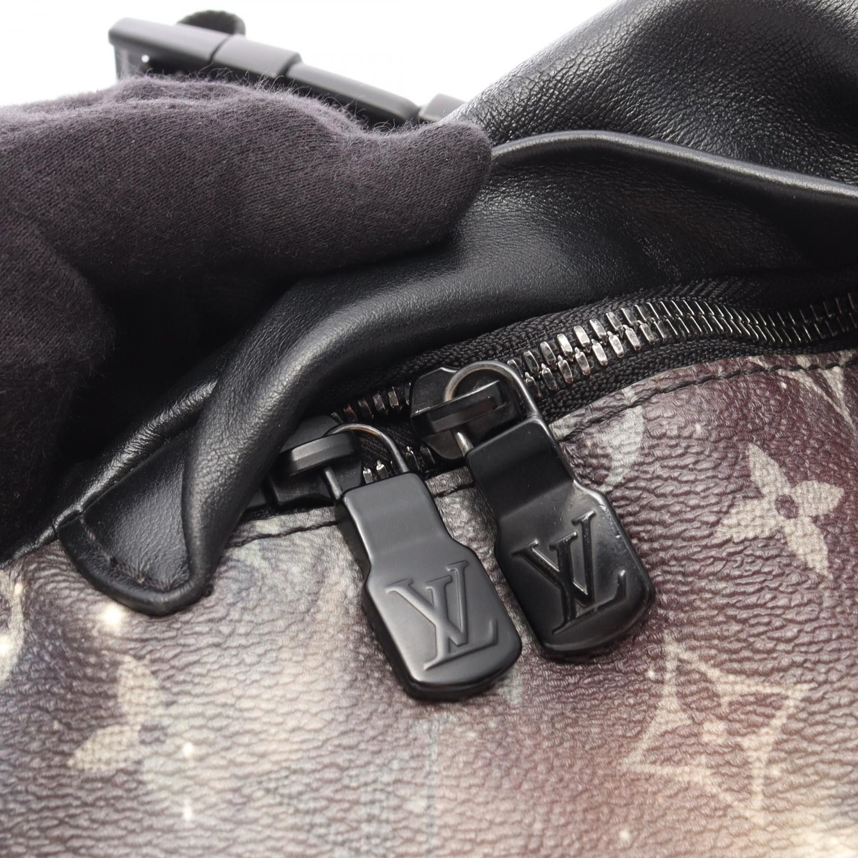 Louis Vuitton Louis Vuitton Louis Vuitton Discovery Monogram Galaxy Coated Canvas Waist Bag Textile Belt Bag M44444 DUTY FREE for USA Size ONE SIZE - 8 Thumbnail