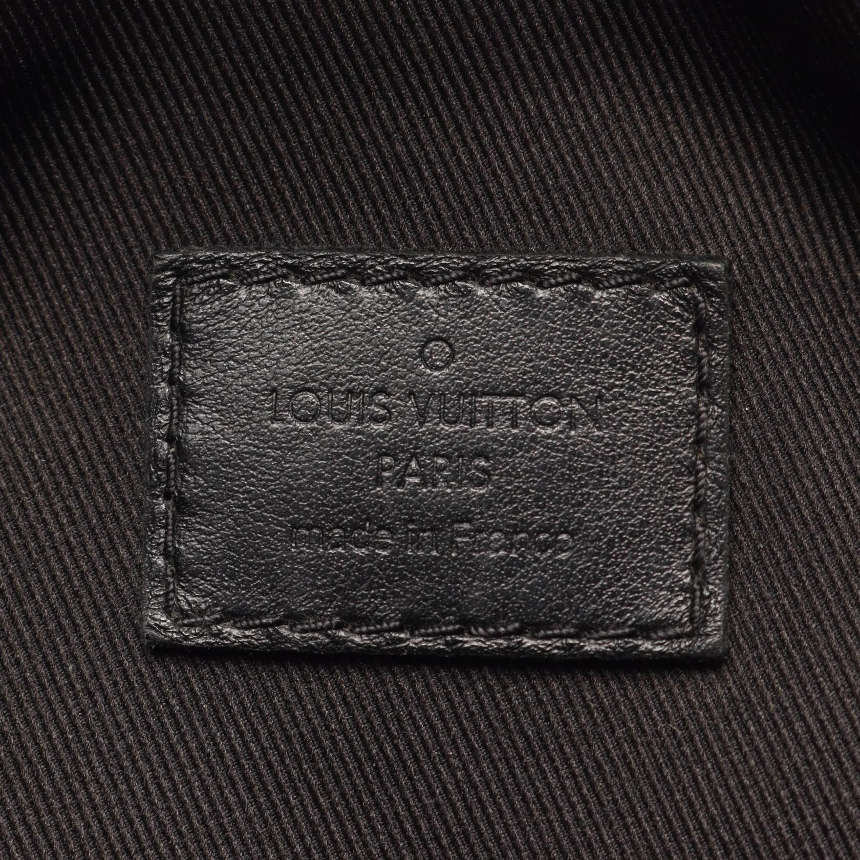 Louis Vuitton Louis Vuitton Louis Vuitton Discovery Monogram Galaxy Coated Canvas Waist Bag Textile Belt Bag M44444 DUTY FREE for USA Size ONE SIZE - 4 Thumbnail