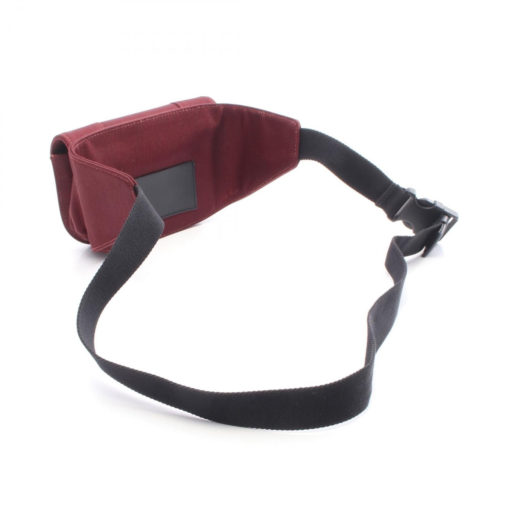 Valentino Valentino Valentino Garavani Supervee Canvas Waist Bag Textile Belt Bag DUTY FREE for USA Size ONE SIZE - 2 Thumbnail