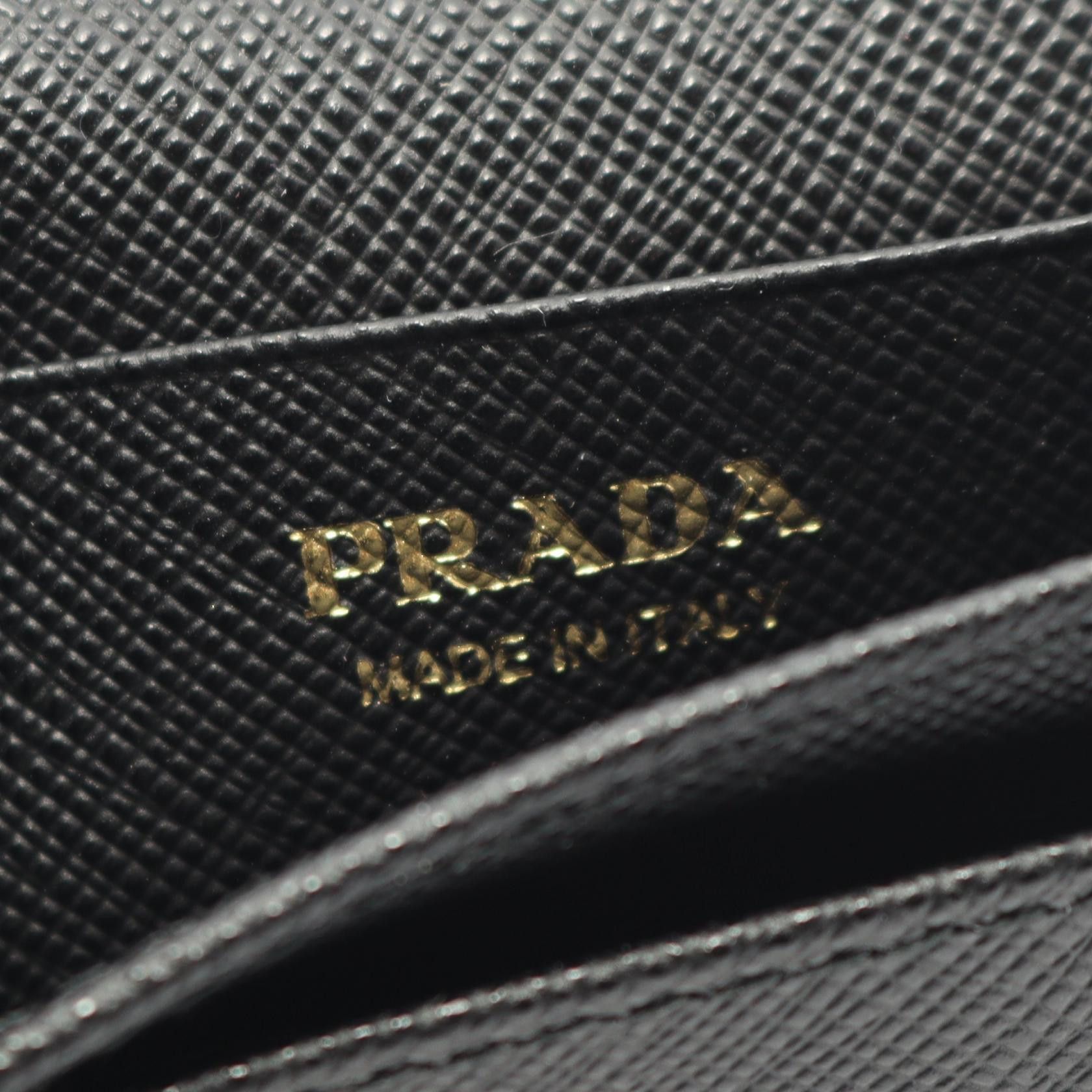 Prada Prada Prada SAFFIANO TRIANG Card Case Leather Card Case 1MC122QHHF0002 DUTY FREE for USA Size ONE SIZE - 5 Thumbnail