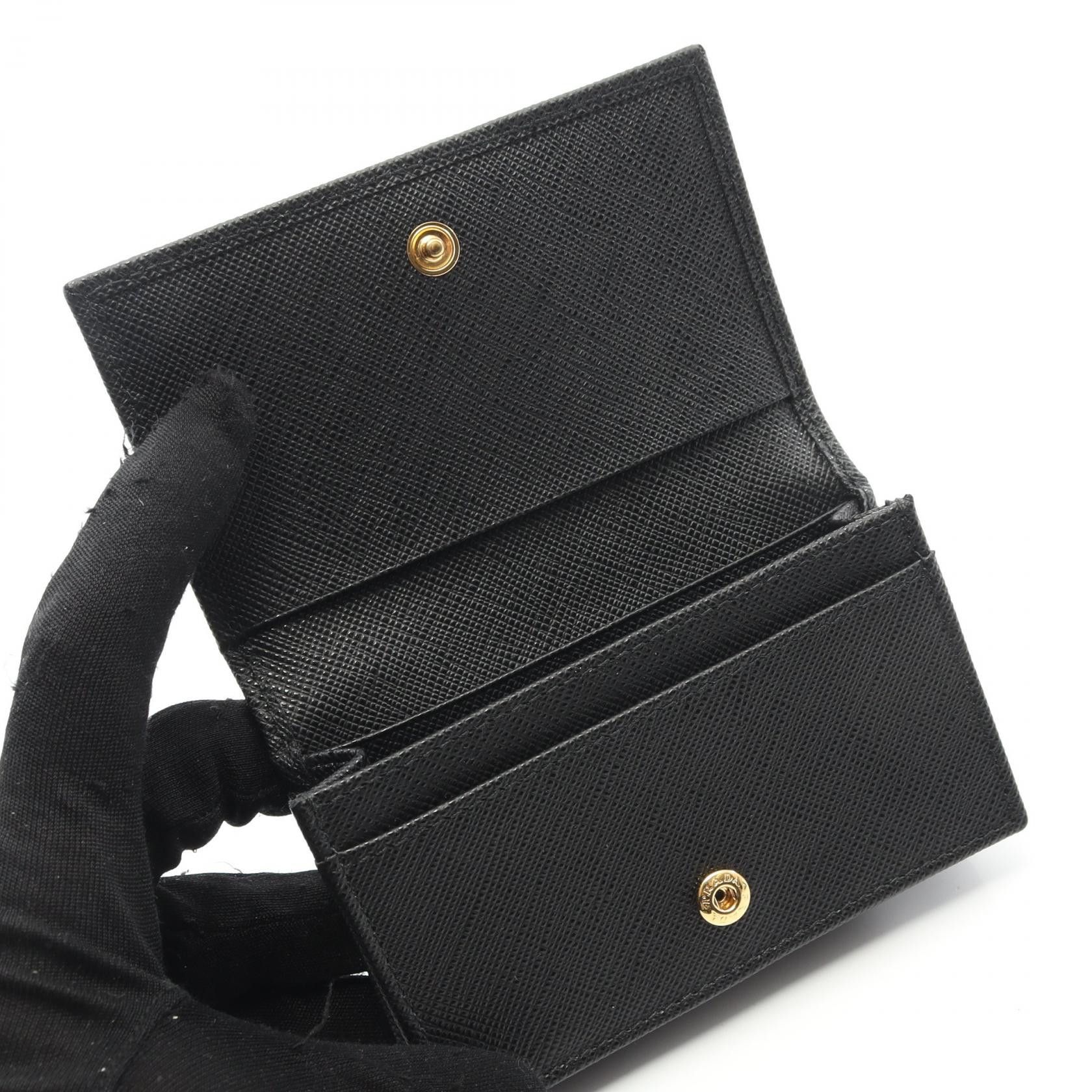 Prada Prada Prada SAFFIANO TRIANG Card Case Leather Card Case 1MC122QHHF0002 DUTY FREE for USA Size ONE SIZE - 4 Thumbnail