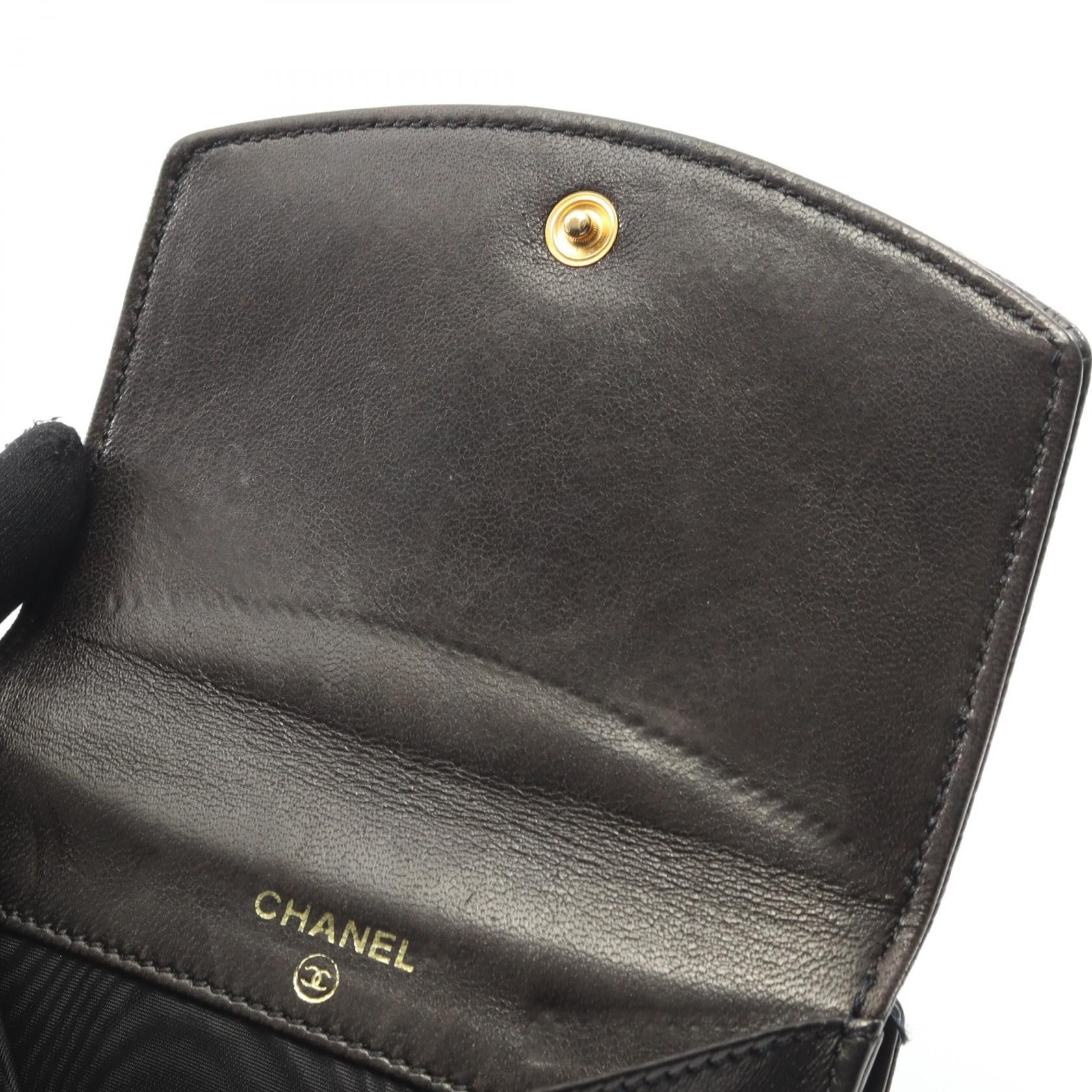 Chanel Chanel Chanel Coco Mark Grained Calfskin Compact Wallet Leather Short Wallet DUTY FREE for USA Size ONE SIZE - 9 Thumbnail