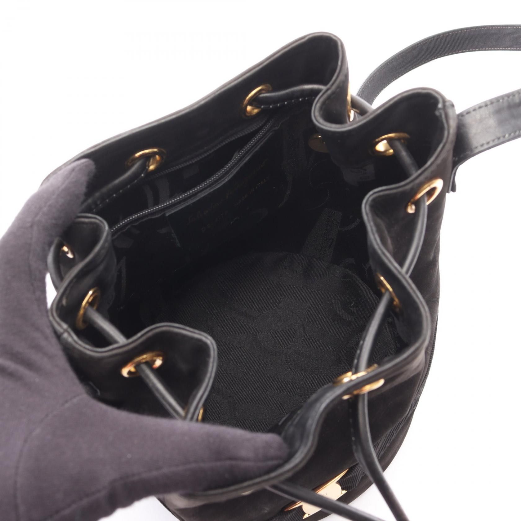 Salvatore Ferragamo Salvatore Ferragamo Salvatore Ferragamo Vara leather shoulder bag Leather Shoulder Bag DUTY FREE for USA Size ONE SIZE - 3 Thumbnail