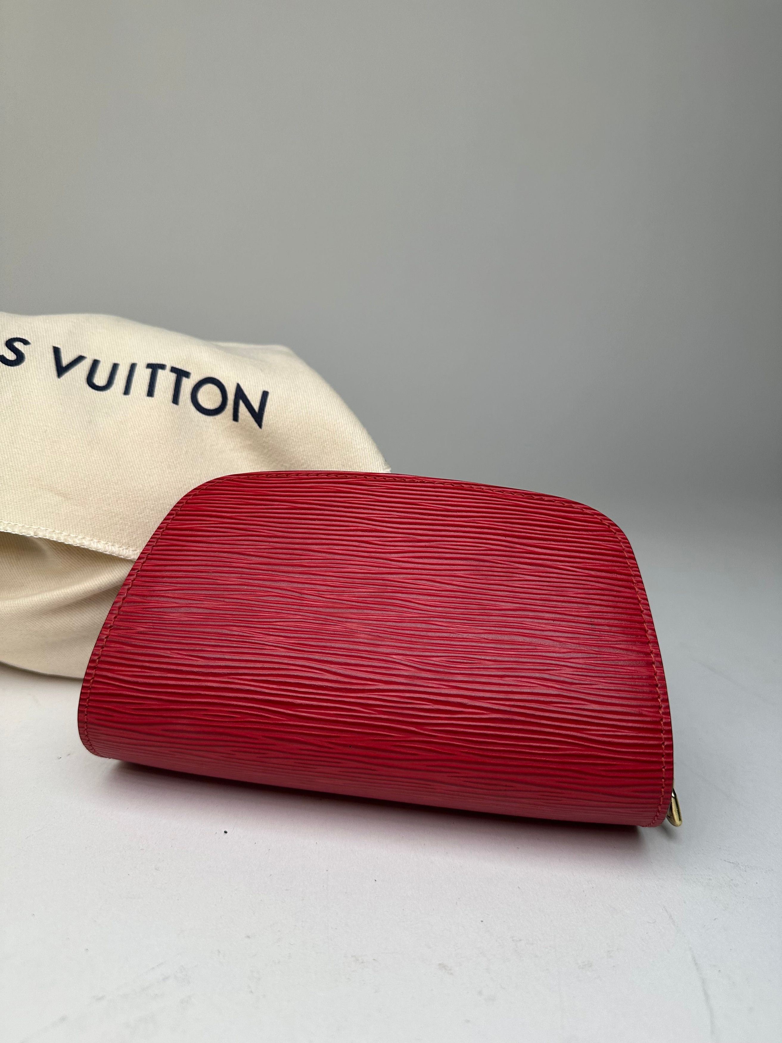 Louis Vuitton Pochette Cosmétique PM Epi Leather Red Coquelicot Size ONE SIZE - 11 Thumbnail