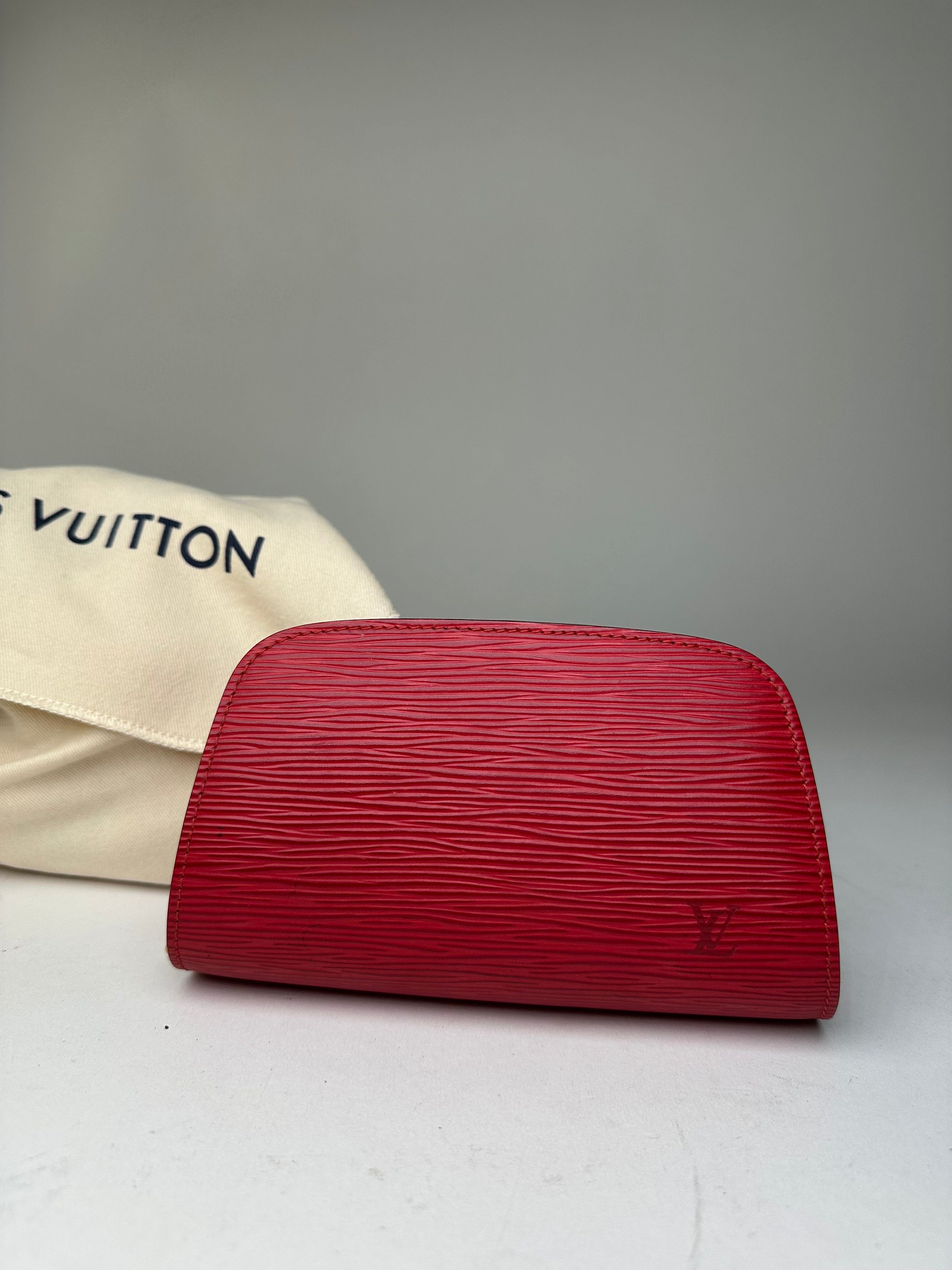 Louis Vuitton Pochette Cosmétique PM Epi Leather Red Coquelicot Size ONE SIZE - 10 Thumbnail