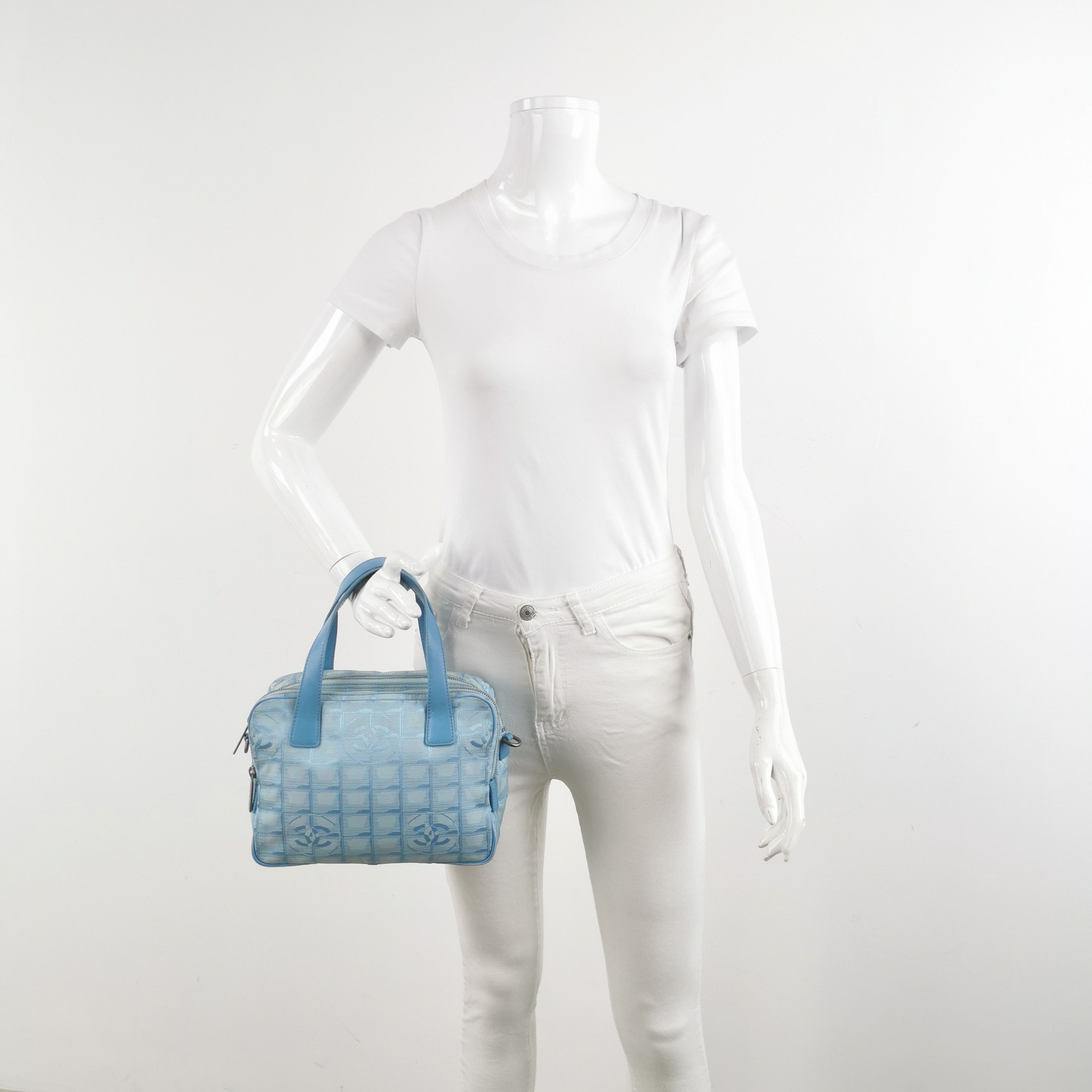 Chanel Chanel Women os Tote Bags Size ONE SIZE - 2 Thumbnail