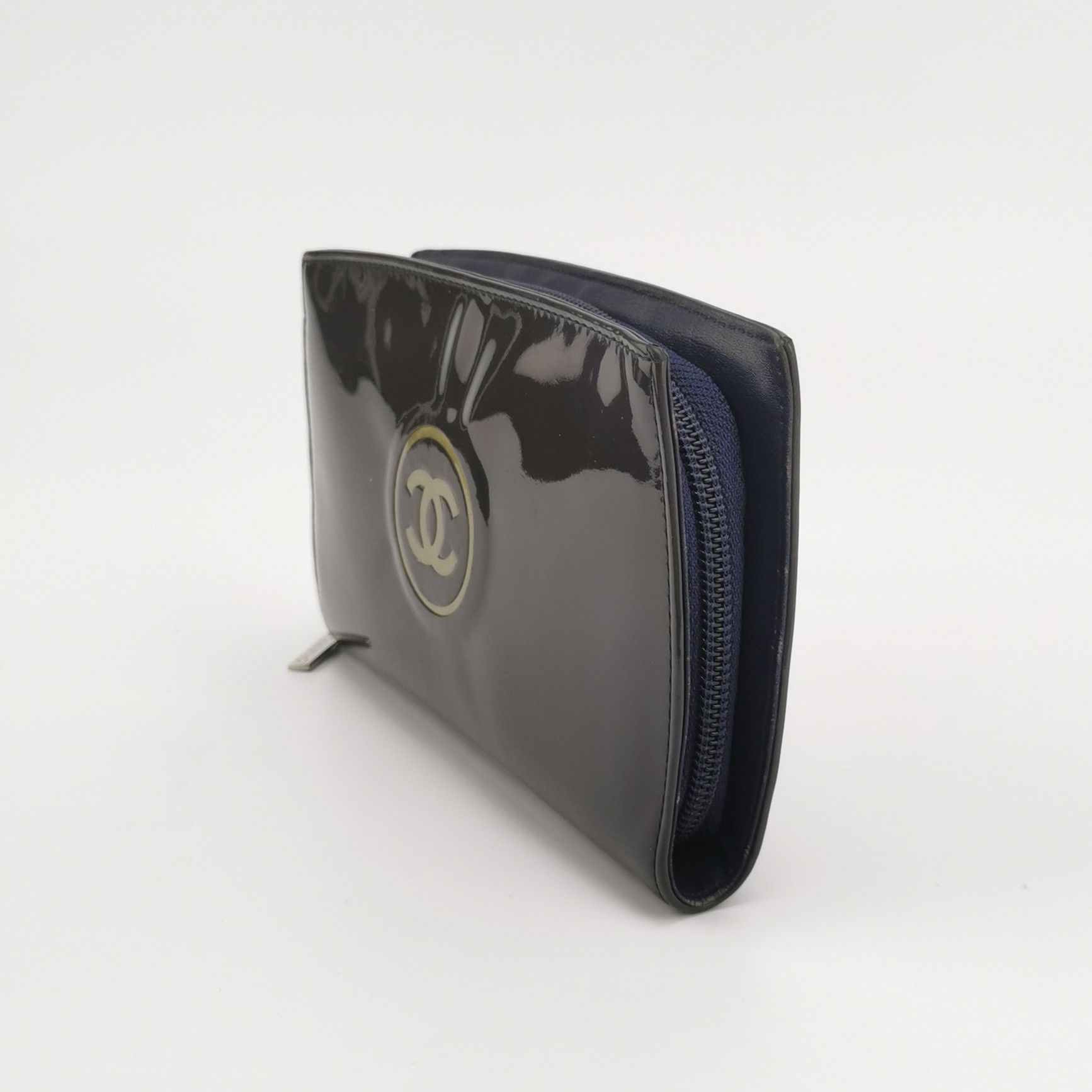 Chanel Chanel Women os Clutches Size ONE SIZE - 2 Thumbnail