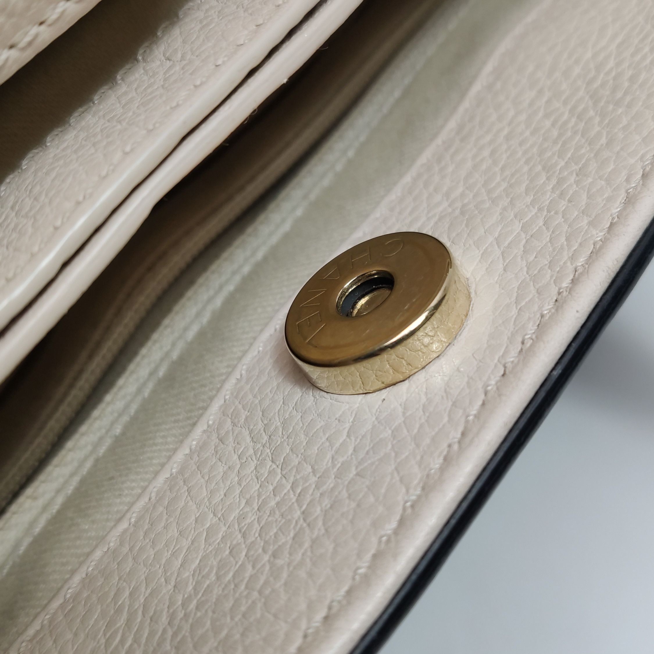 Chanel Chanel Women os Shoulder Bags Size ONE SIZE - 14 Thumbnail