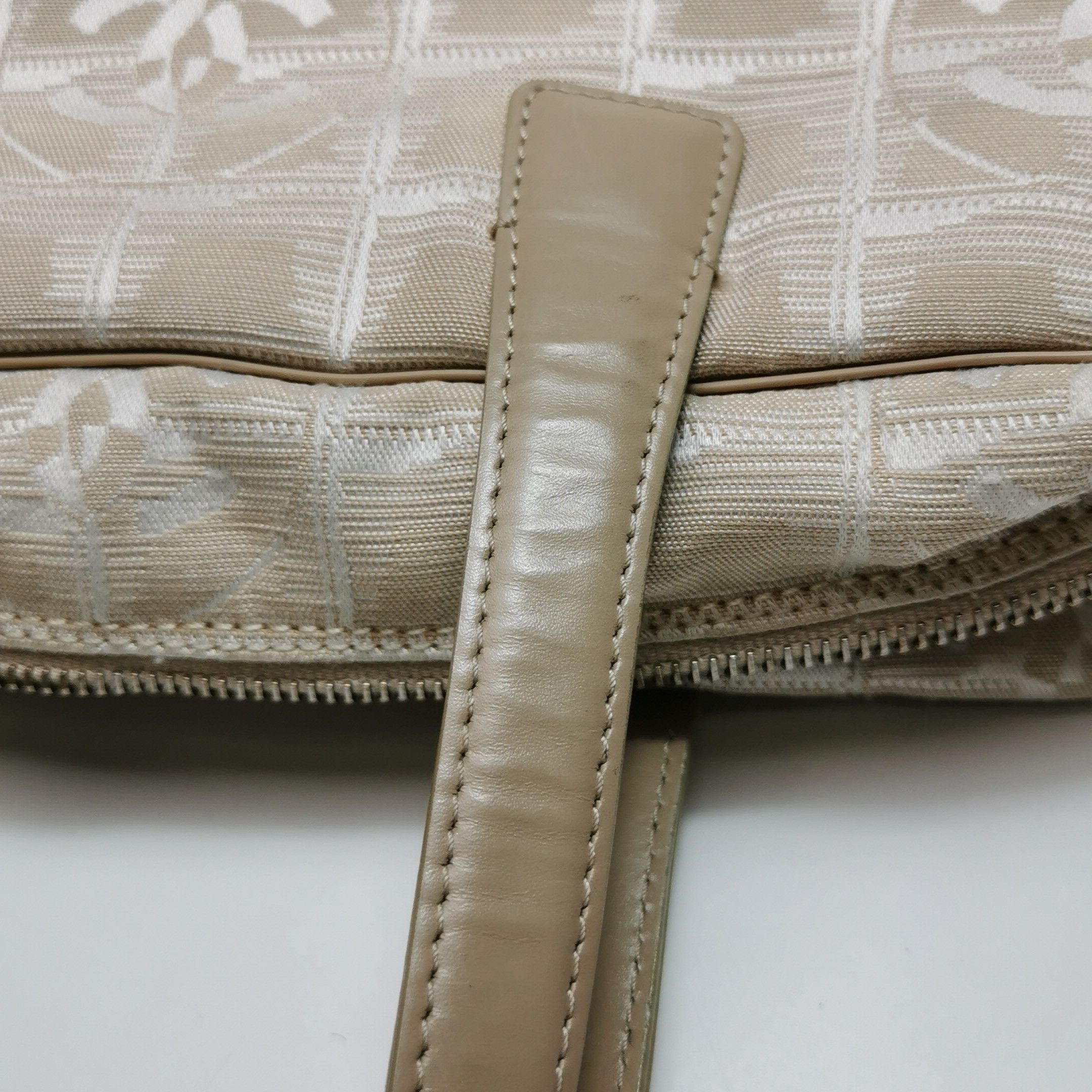 Chanel Chanel Women os Tote Bags Size ONE SIZE - 18 Thumbnail