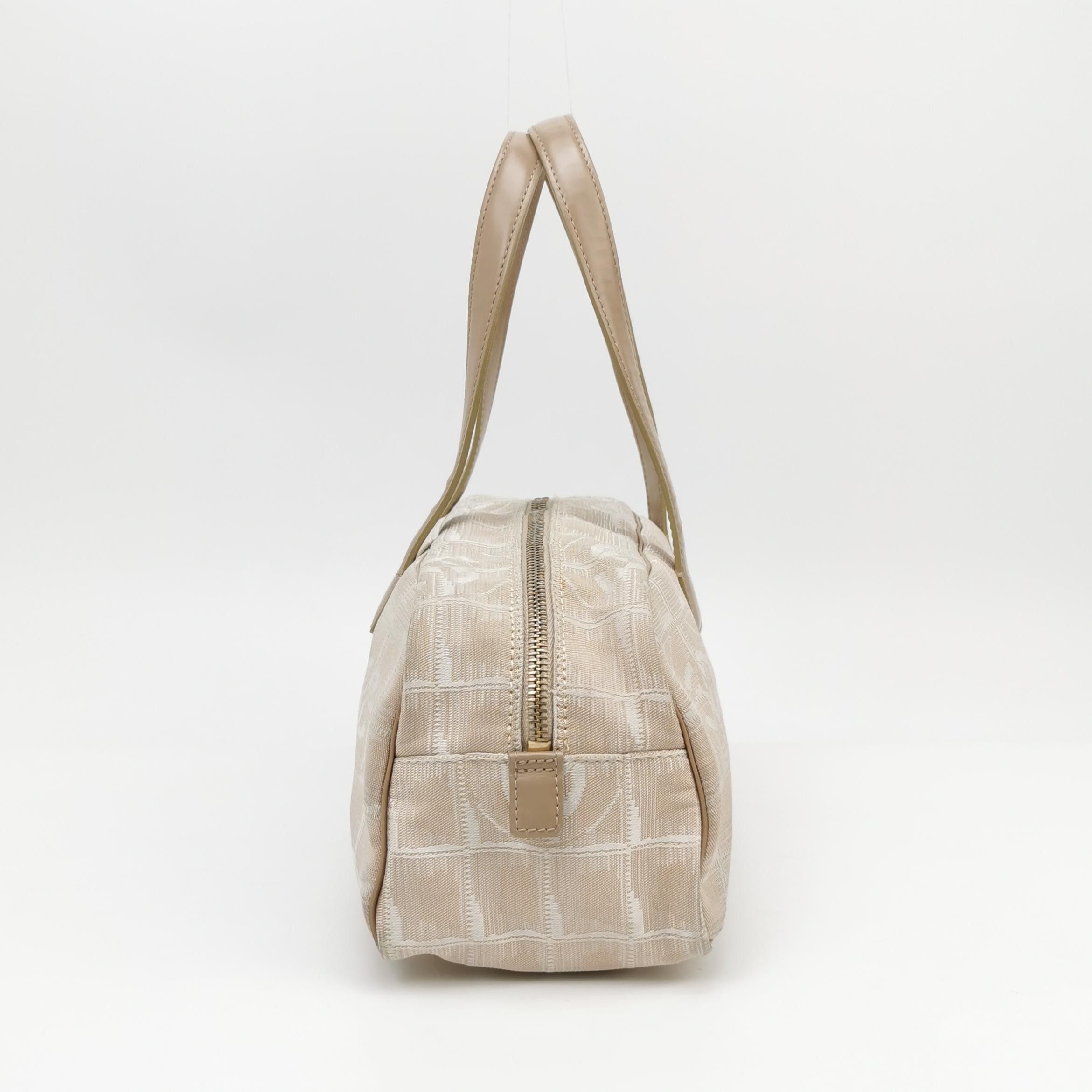 Chanel Chanel Women os Tote Bags Size ONE SIZE - 3 Thumbnail