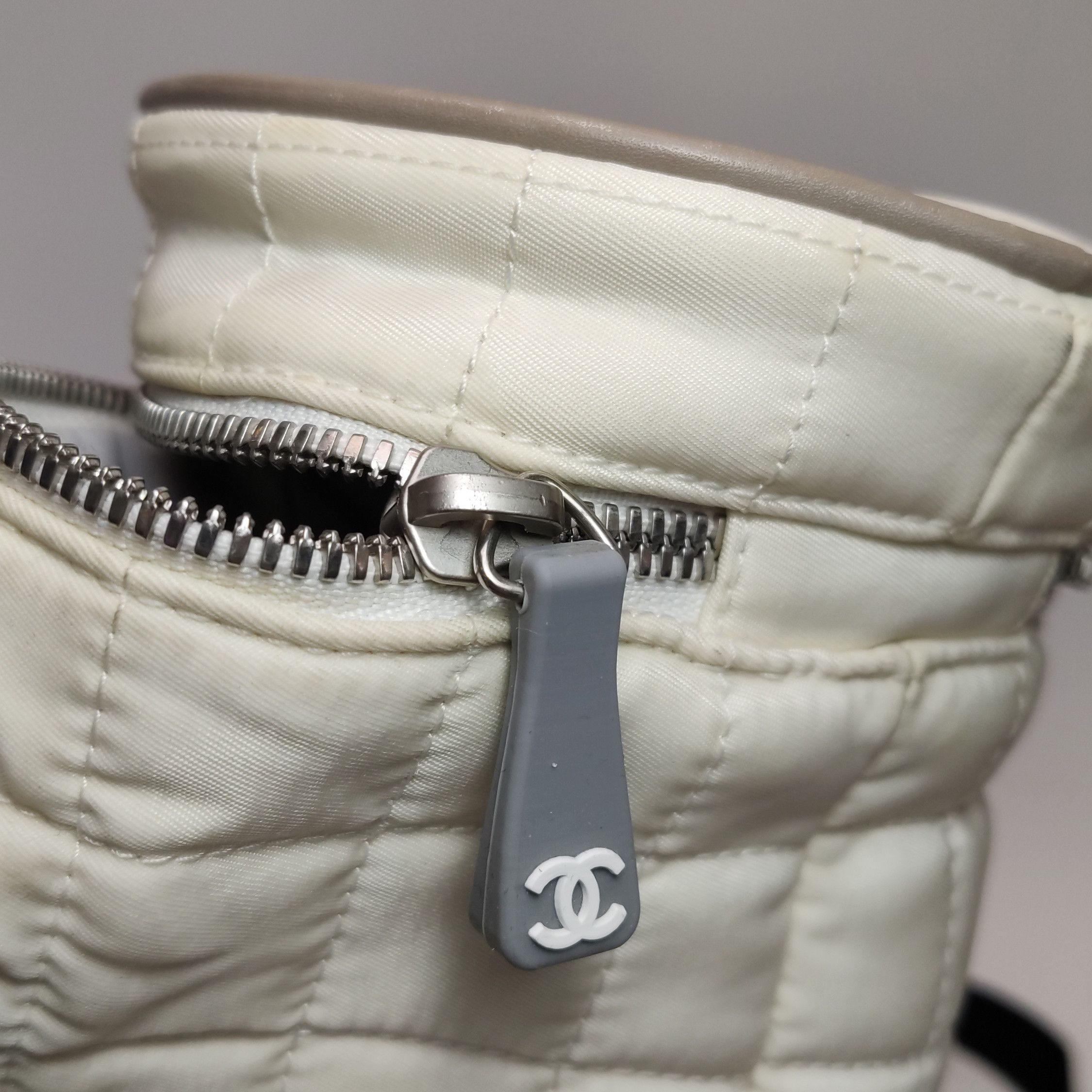 Chanel Chanel Women os Shoulder Bags Size ONE SIZE - 10 Thumbnail