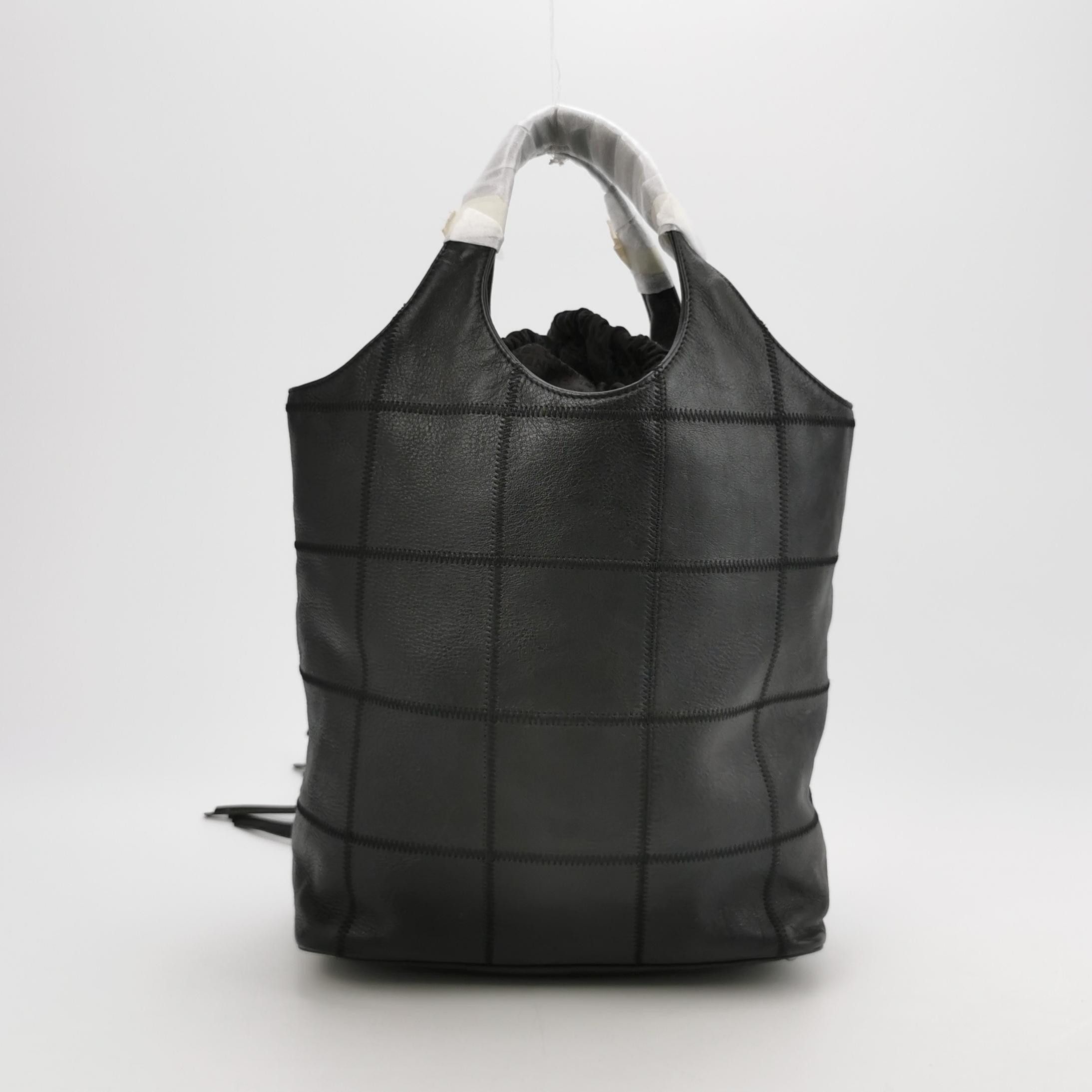 Chanel Chanel Women os Tote Bags Size ONE SIZE - 5 Thumbnail