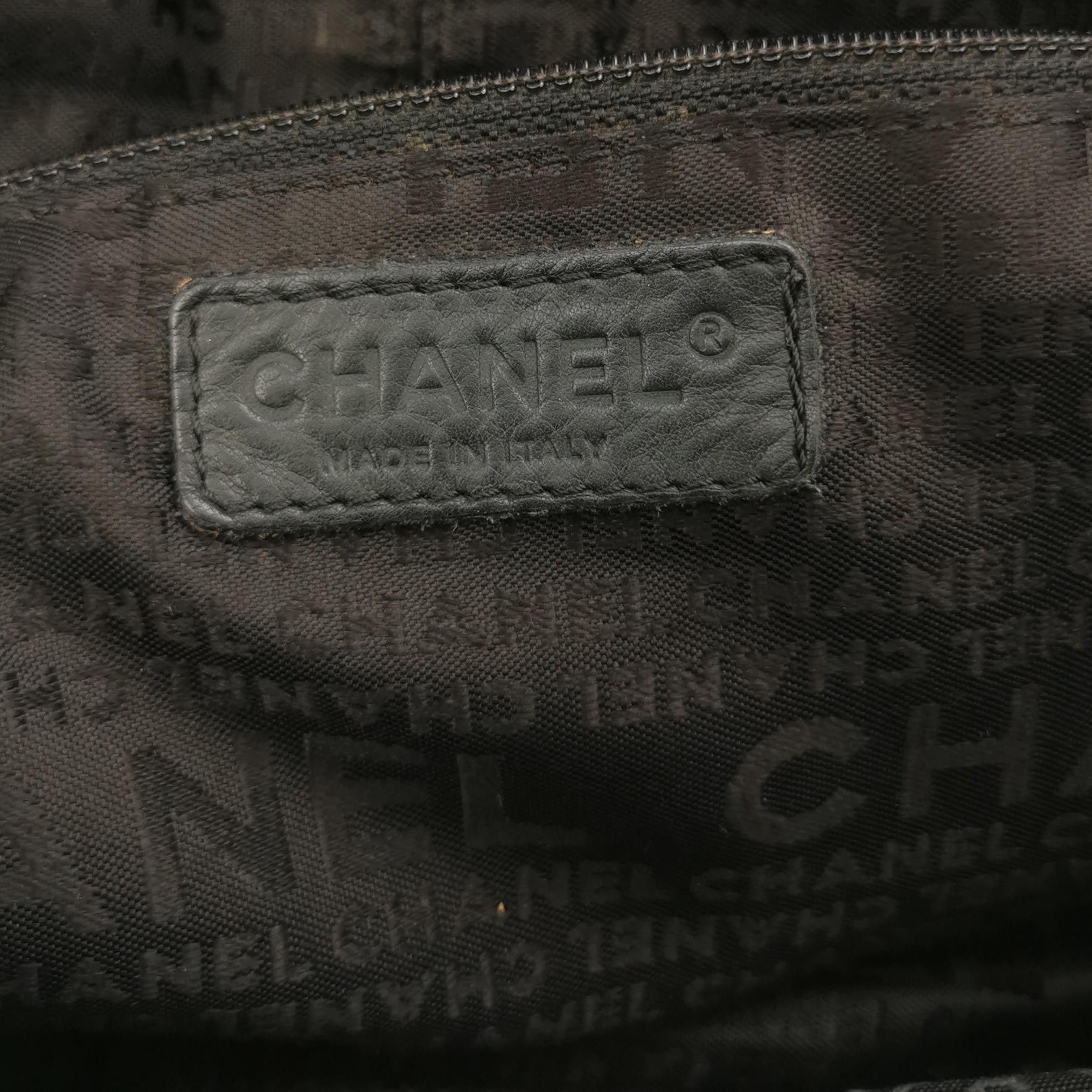 Chanel Chanel Women os Tote Bags Size ONE SIZE - 8 Thumbnail
