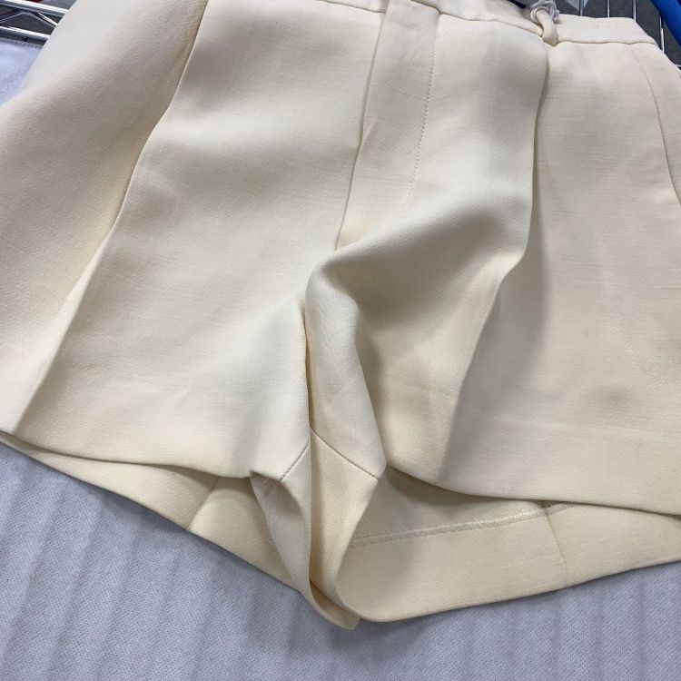 Dior Christian Dior Wool Silk Shorts Size 36 Size 26" / US 2 / IT 38 - 9 Thumbnail