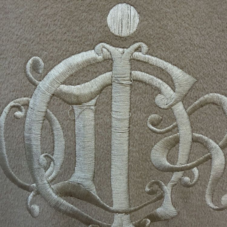 Dior Christian Dior Logo Embroidery Fur Coat Size M Size M / US 6-8 / IT 42-44 - 9 Thumbnail