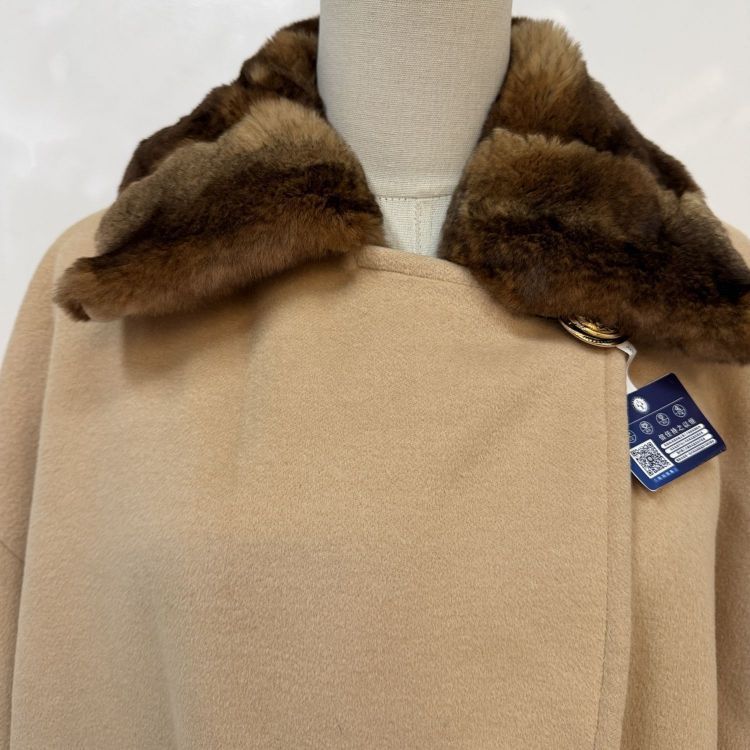 Dior Christian Dior Logo Embroidery Fur Coat Size M Size M / US 6-8 / IT 42-44 - 5 Thumbnail