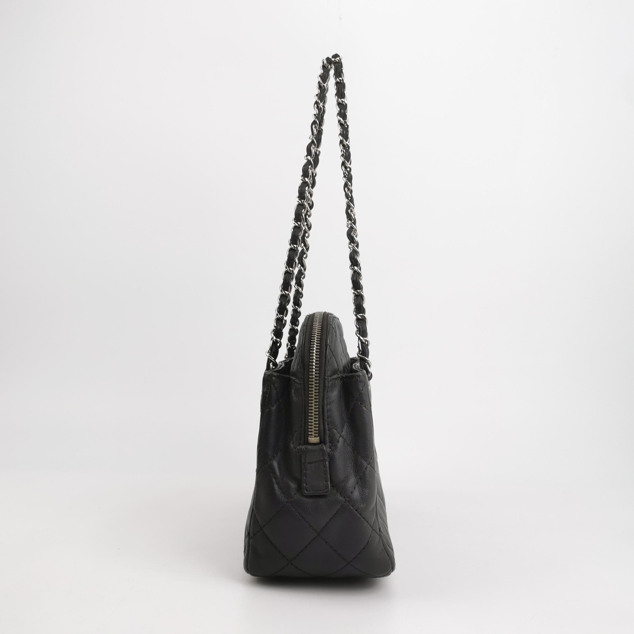 Chanel Chanel Women os Shoulder Bags Size ONE SIZE - 3 Thumbnail