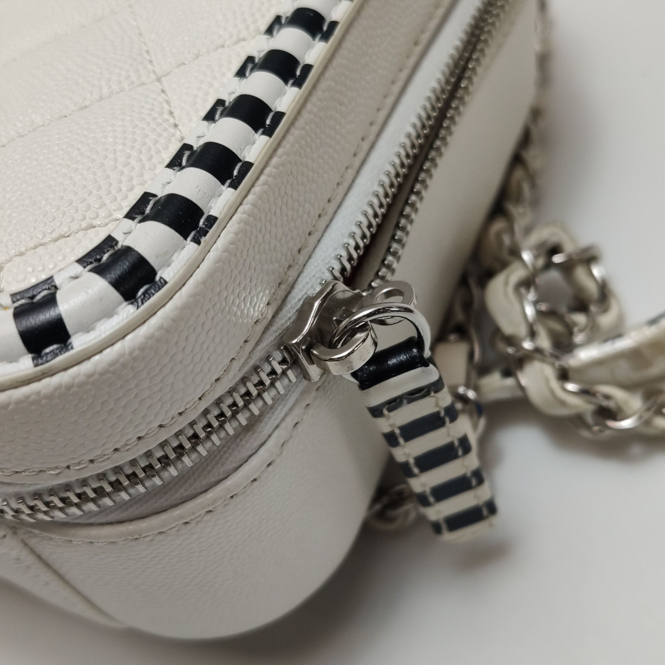 Chanel Chanel Women os Shoulder Bags Size ONE SIZE - 11 Thumbnail