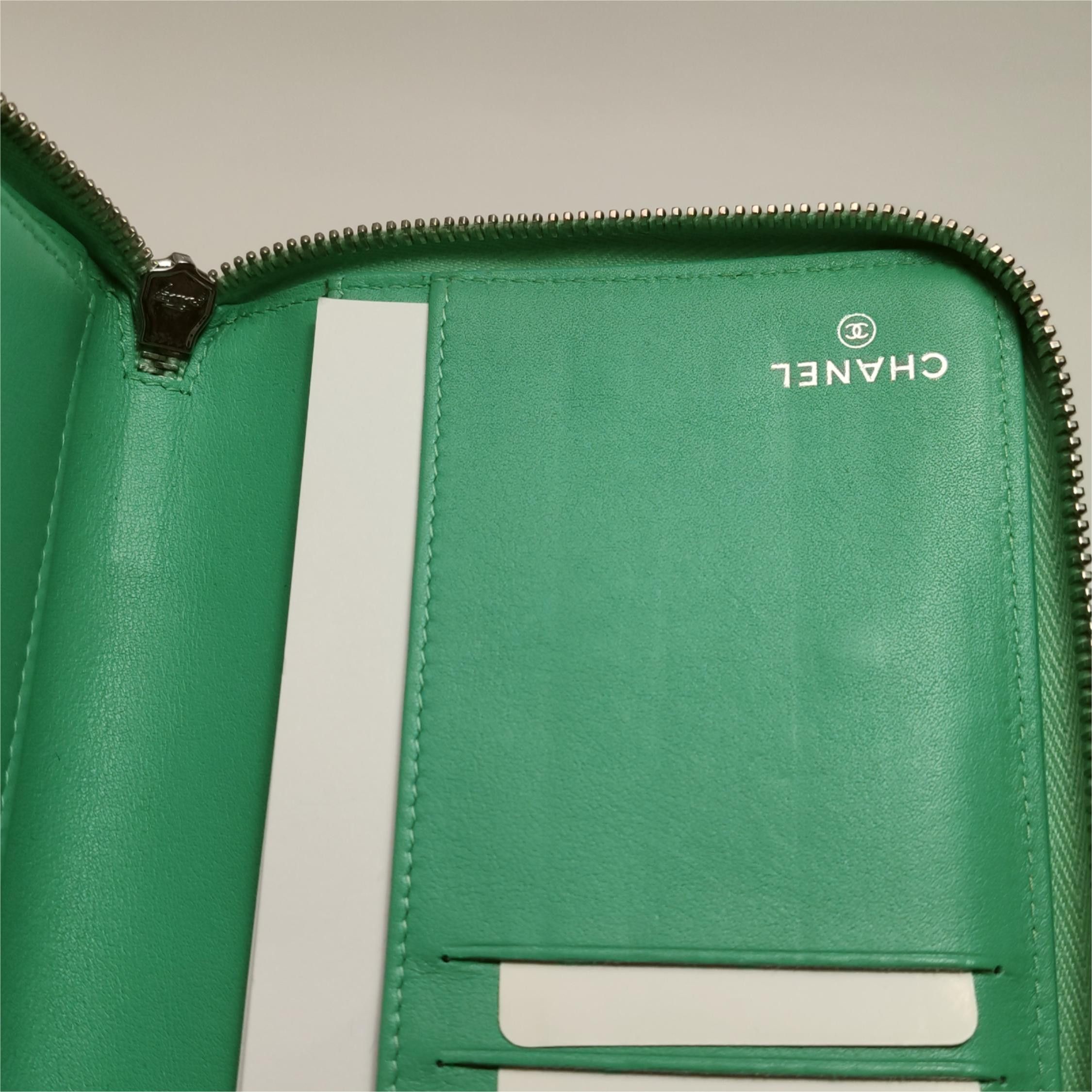 Chanel Chanel Women os Clutches Size ONE SIZE - 10 Thumbnail