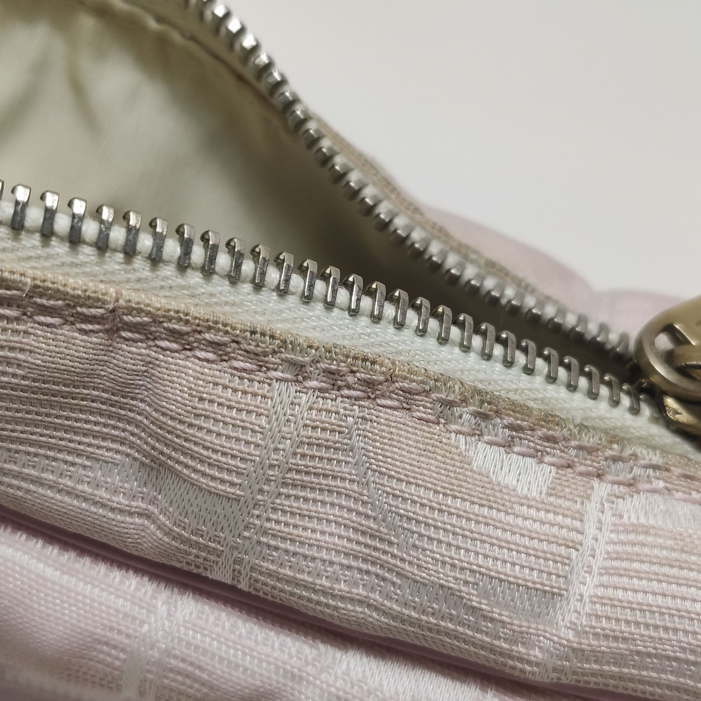 Chanel Chanel Women os Shoulder Bags Size ONE SIZE - 19 Thumbnail