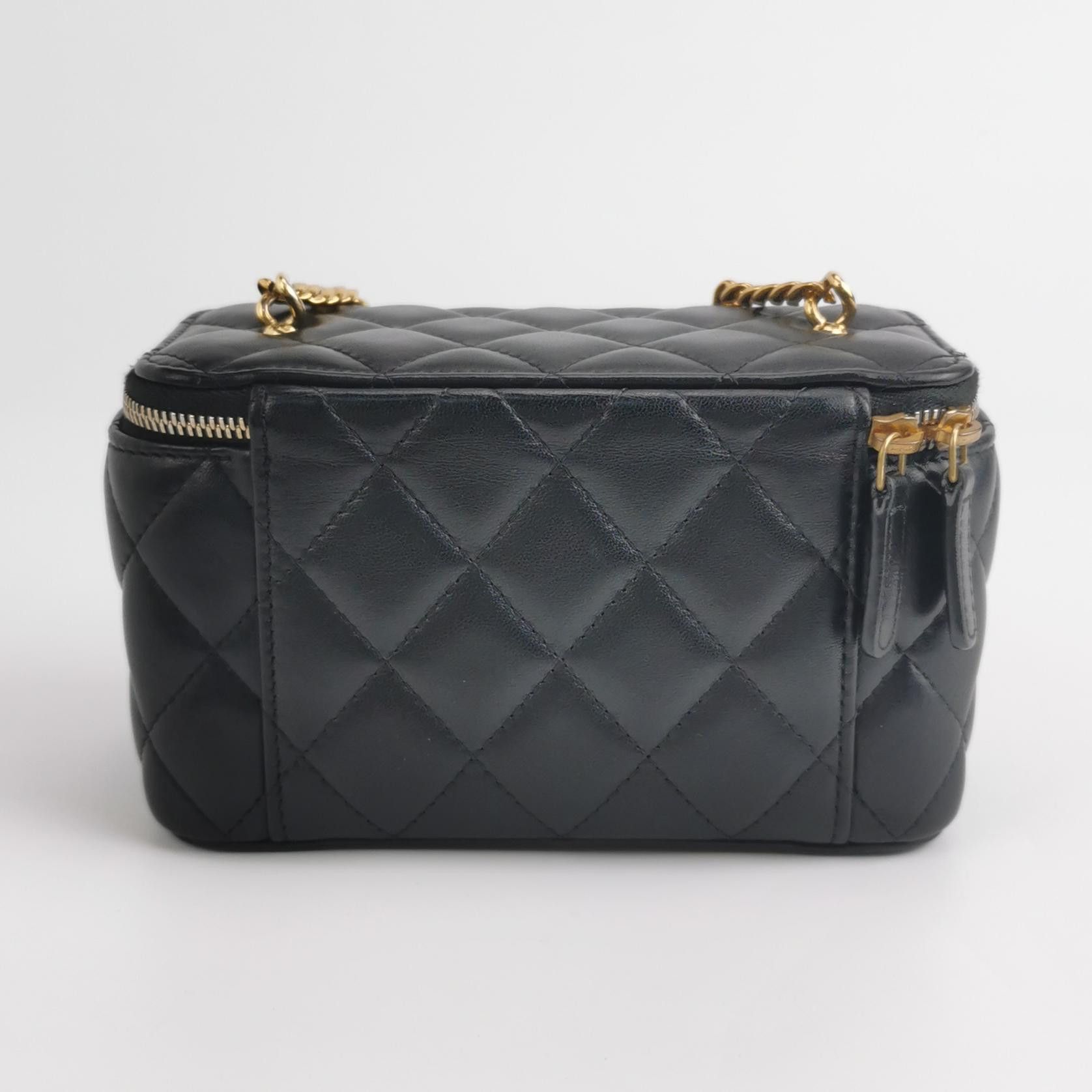 Chanel Chanel Women os Crossbody Bags Size ONE SIZE - 5 Thumbnail