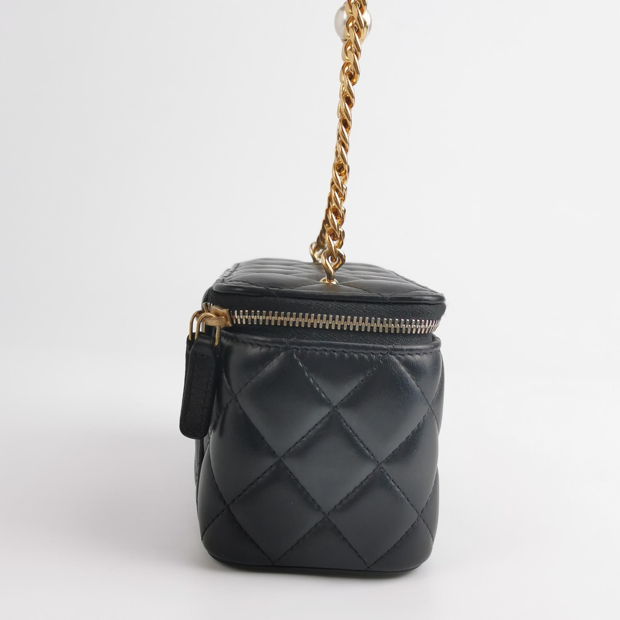Chanel Chanel Women os Crossbody Bags Size ONE SIZE - 4 Thumbnail