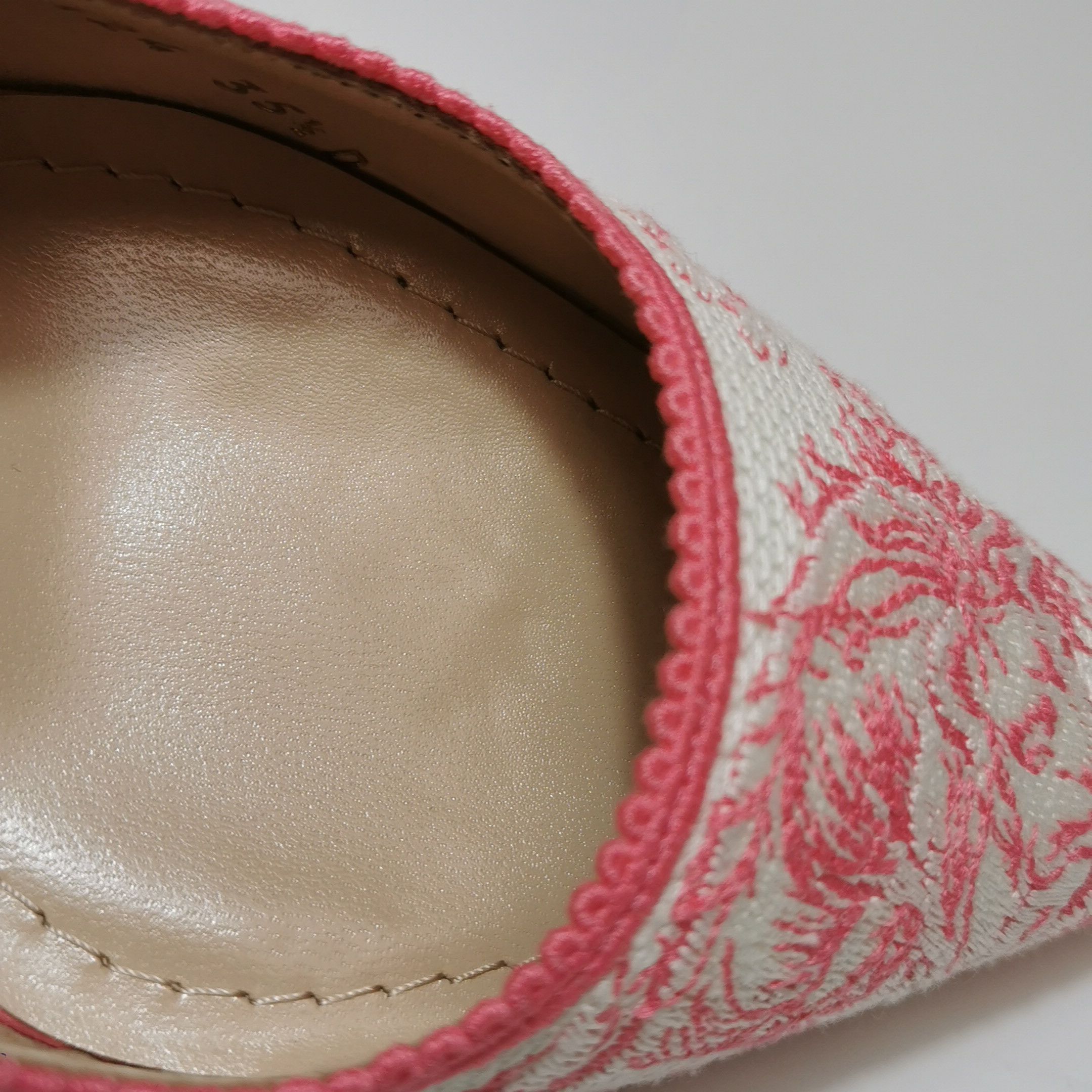 Dior Dior Women 5-5 Heels Size US 5.5 / IT 35.5 - 8 Thumbnail