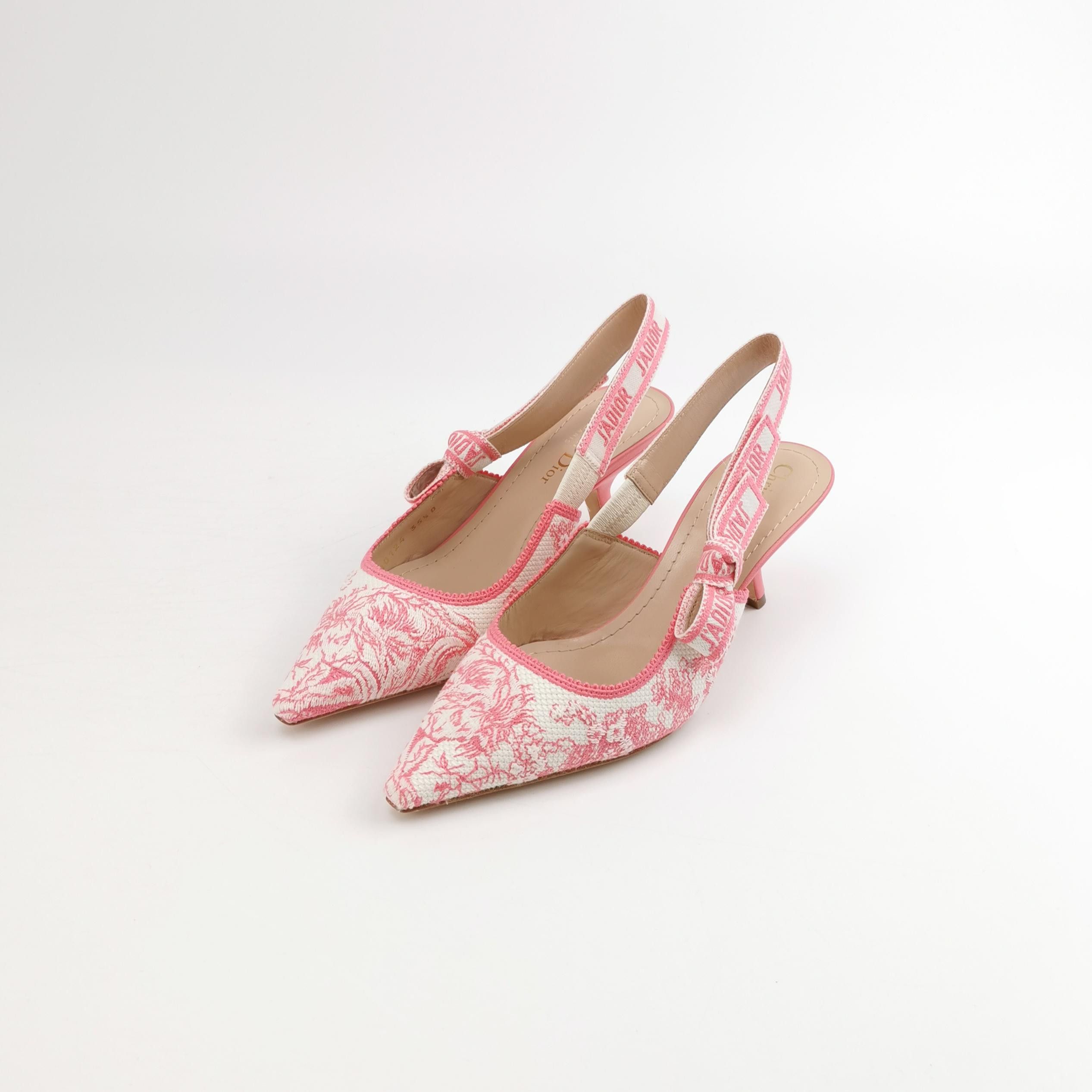 Dior Dior Women 5-5 Heels Size US 5.5 / IT 35.5 - 2 Thumbnail