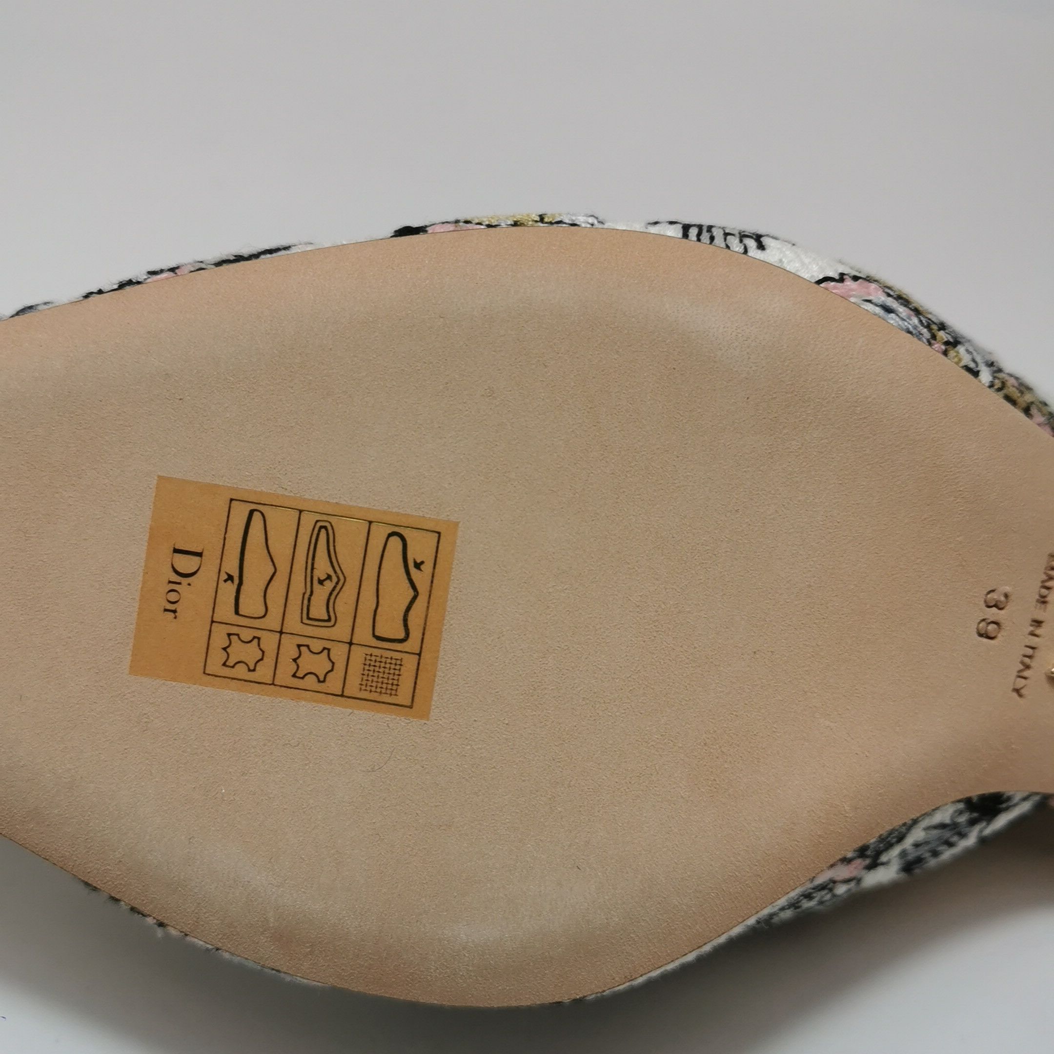 Dior Dior Women 9 Heels Size US 9 / IT 39 - 9 Thumbnail