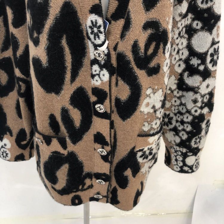 Chanel Chanel CC Logo Cashmere Blend Cardigan Size 44 Size L / US 10 / IT 46 - 5 Thumbnail