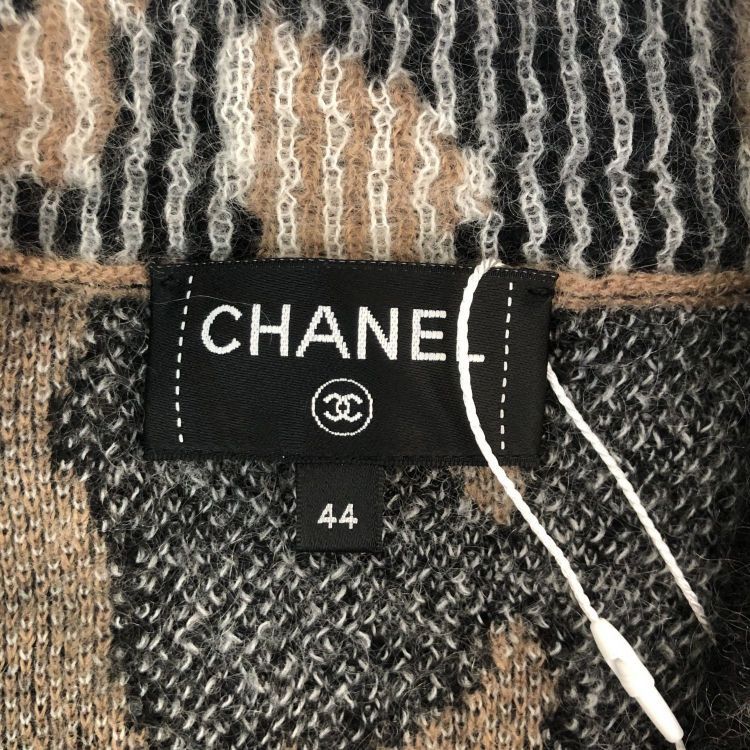 Chanel Chanel CC Logo Cashmere Blend Cardigan Size 44 Size L / US 10 / IT 46 - 3 Thumbnail