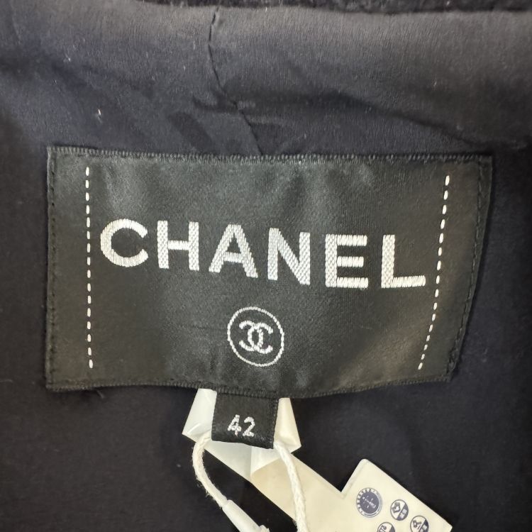 Chanel Chanel Double Breasted Wool Coat Size 42 Size M / US 6-8 / IT 42-44 - 3 Thumbnail