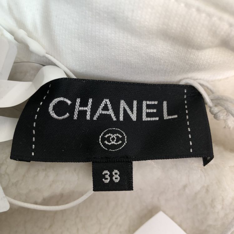 Chanel Chanel White Rhinestone Logo Sweatshirt Size 38 Size XS / US 0-2 / IT 36-38 - 3 Thumbnail