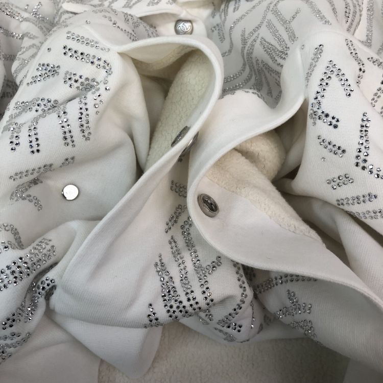 Chanel Chanel White Rhinestone Logo Sweatshirt Size 38 Size XS / US 0-2 / IT 36-38 - 9 Thumbnail