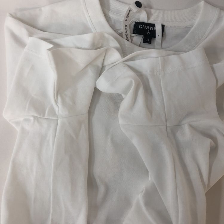 Chanel Chanel Sequin Embroidered T-Shirt XS Size XS / US 0-2 / IT 36-38 - 11 Thumbnail