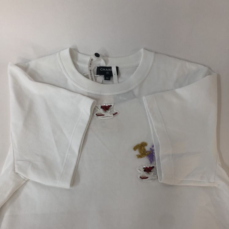Chanel Chanel Sequin Embroidered T-Shirt XS Size XS / US 0-2 / IT 36-38 - 10 Thumbnail