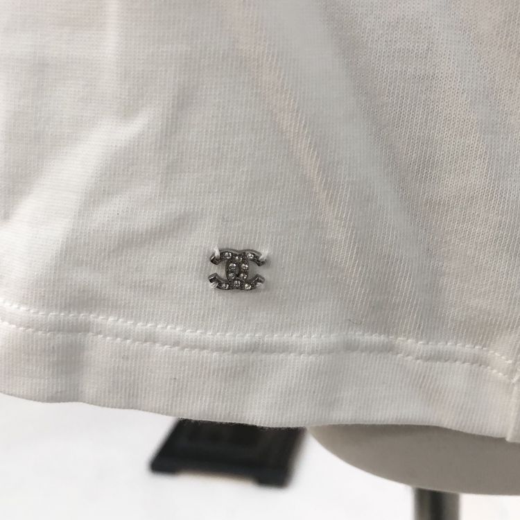 Chanel Chanel Sequin Embroidered T-Shirt XS Size XS / US 0-2 / IT 36-38 - 6 Thumbnail