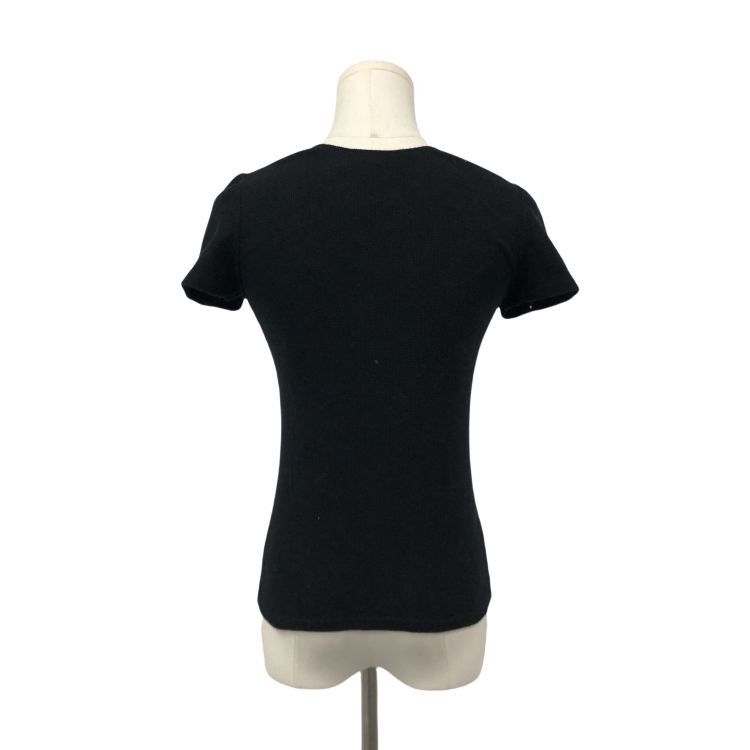 Chanel Chanel Floral Button Knit Top Size 34 Size XS / US 0-2 / IT 36-38 - 2 Thumbnail