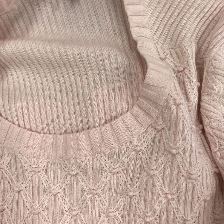 Chanel Chanel Pink Textured Knit Short Sleeve Sweater Size 38 Size S / US 4 / IT 40 - 7 Thumbnail