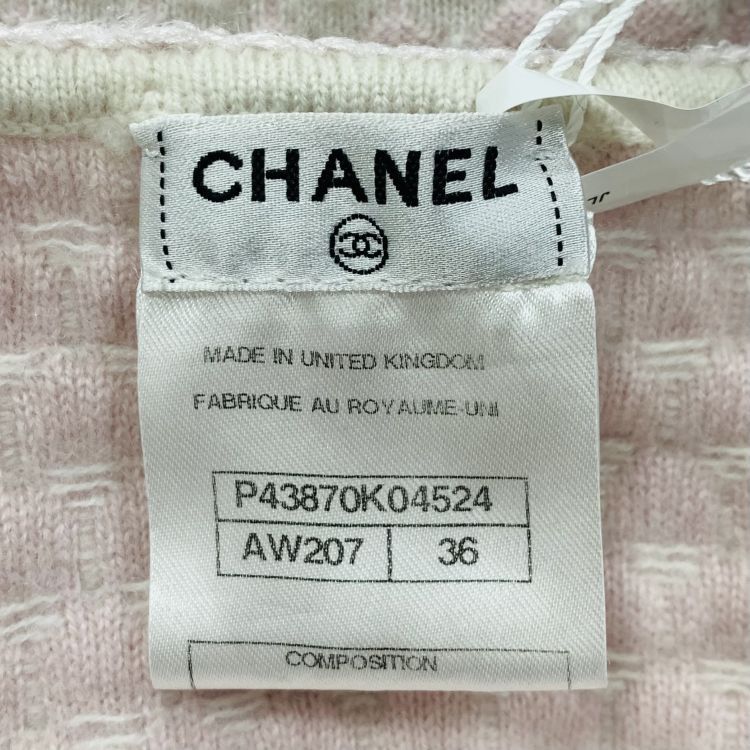 Chanel Chanel Cashmere Pearl Knit Cardigan Size 36 Size XS / US 0-2 / IT 36-38 - 3 Thumbnail