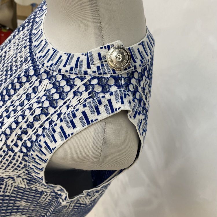 Chanel Chanel Blue White Patterned Midi Dress 36 Size XS / US 0-2 / IT 36-38 - 6 Thumbnail