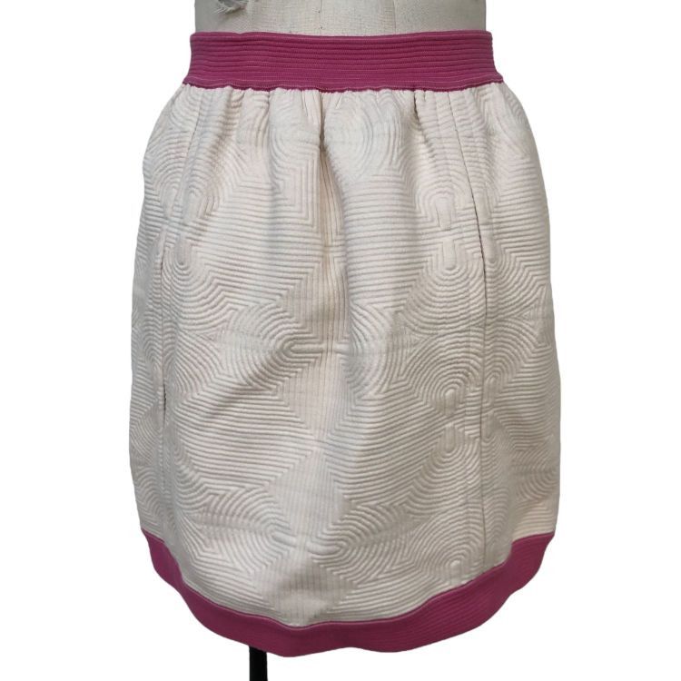 Chanel Chanel Textured Pattern Mini Skirt Size 38 Size 27" / US 4 / IT 40 - 2 Thumbnail